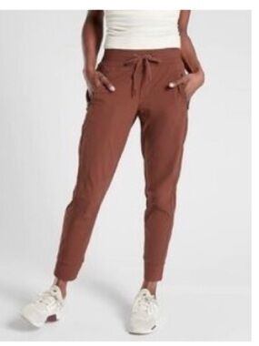 Athleta Trekkie North Jogger Sz 0